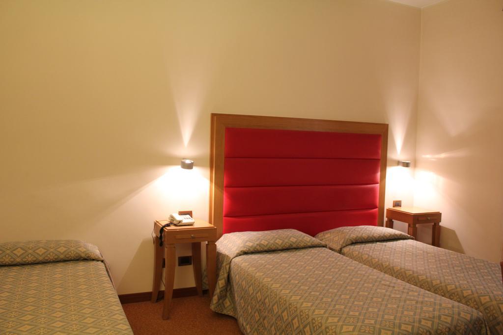 Hotel Castello LʼAquila المظهر الخارجي الصورة