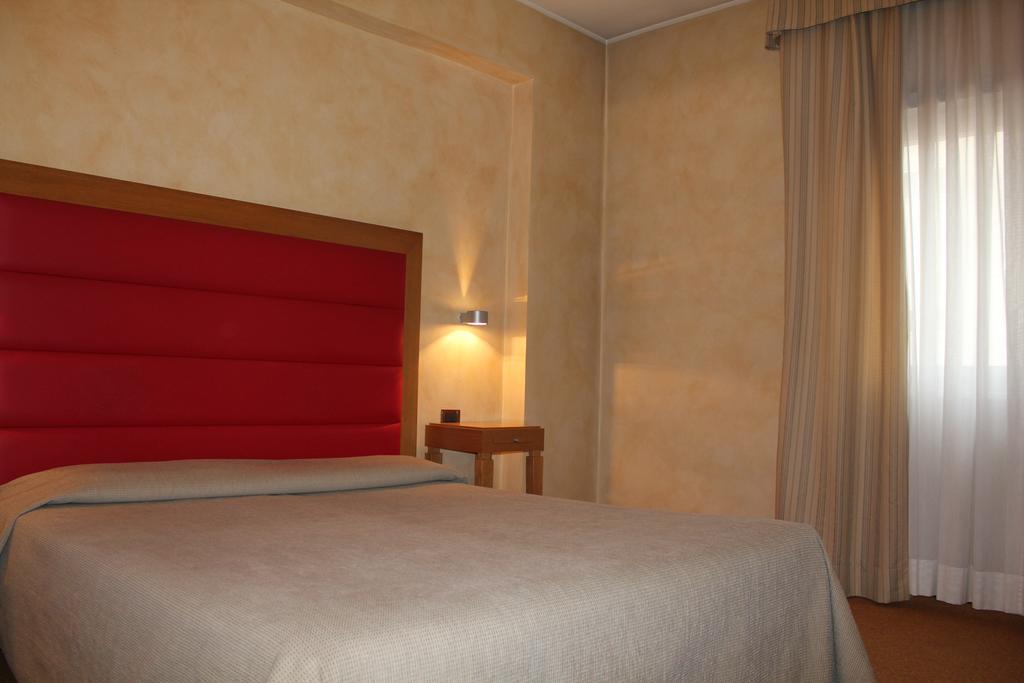 Hotel Castello LʼAquila المظهر الخارجي الصورة